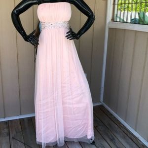 MORGAN CO STRAPLESS EMBELLISHED PROM DRESS SZ 3/4